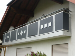 balkon_geissler_nacolanplatten_auf_bestandsgeländer_beispiel_07