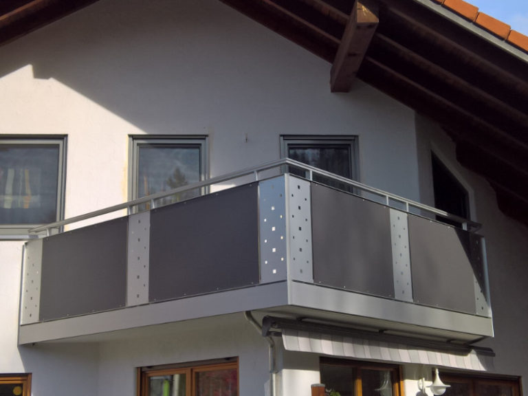 Balkon Geissler Nacolanplatten Anthrazit Bestehendes Gelaender Beispiel 07 768x576