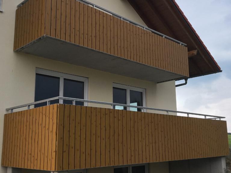 Balkon Geissler Kunststoff Holzdekor 4 768x576
