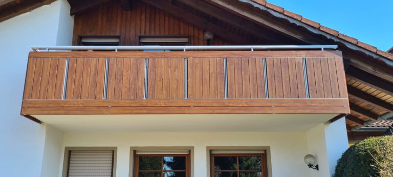 Kunststoff in Holzoptik 2